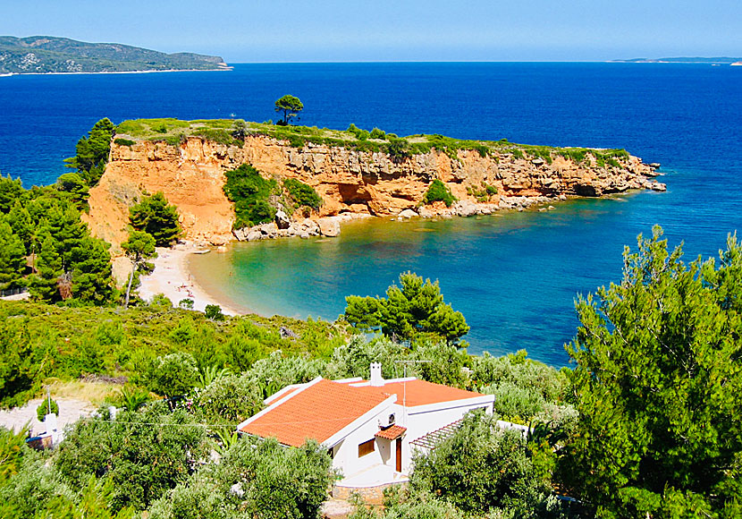 Kokkinokastro beach på Alonissos.