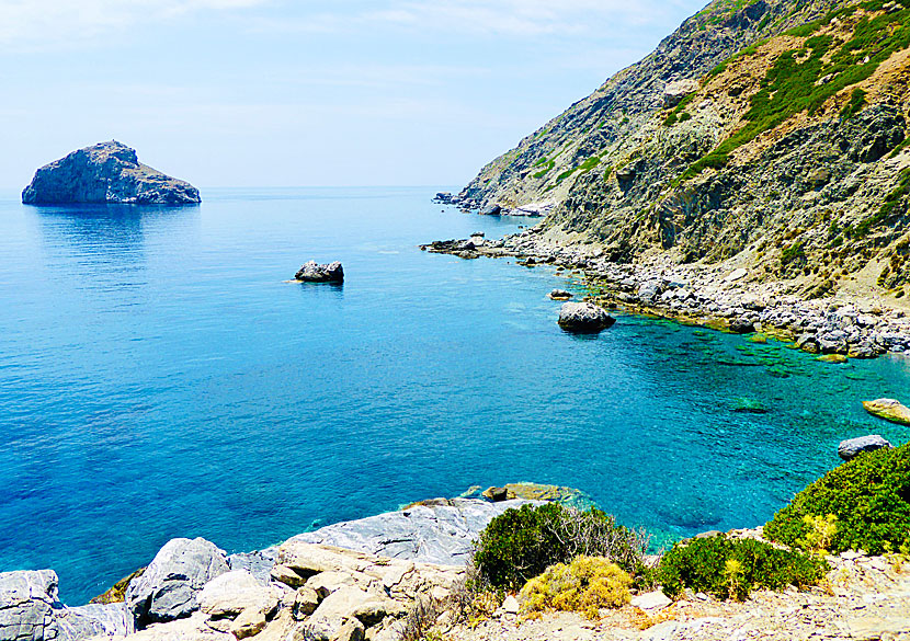 Klapperstenstränder i Agia Anna på Amorgos.