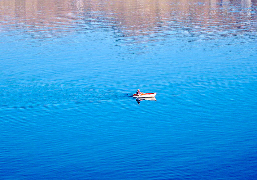 Slow boat to China med Bette Midler i Det stora blå på Amorgos i Grekland.