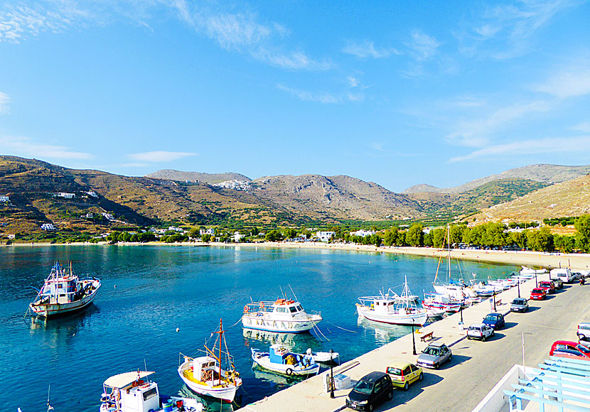 Hamnen i Egiali på Amorgos.