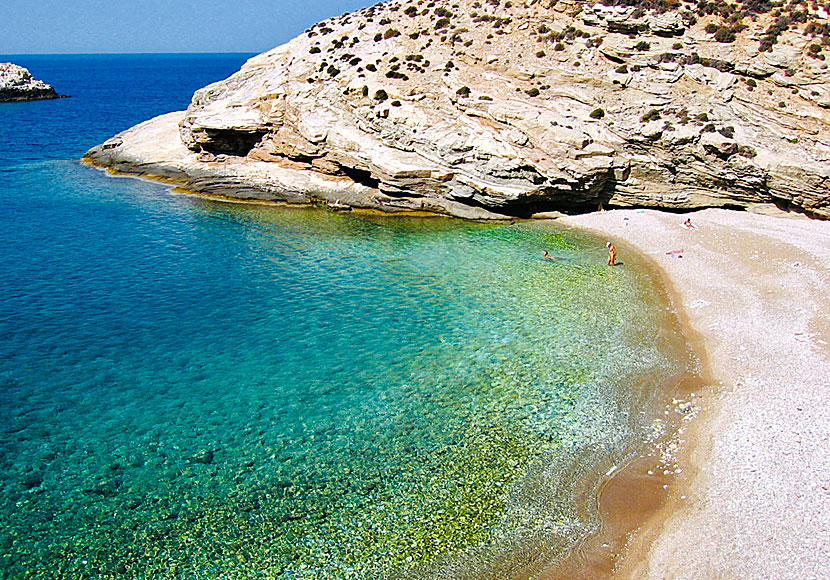 Folegandros bästa stränder. Livadaki beach.