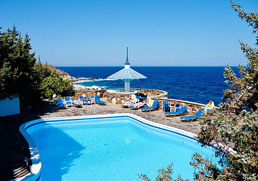 Boka Cavos Bay Hotel i Armenistis på Ikaria.