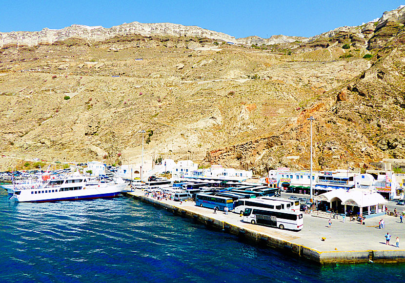 Hamnen på Santorini i Grekland.