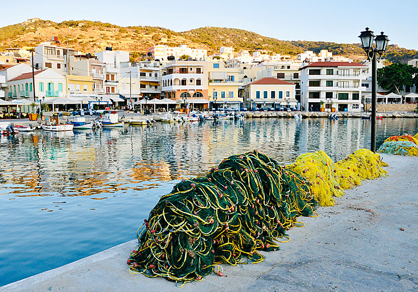 Hamnpromenaden i Pigadia på Karpathos.