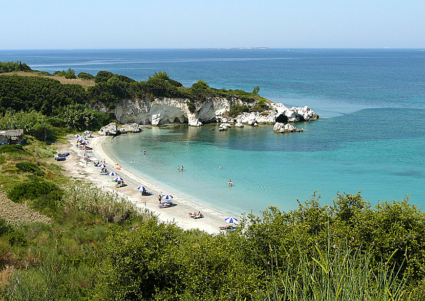 Kalamia beach nära Lassi på Kefalonia.