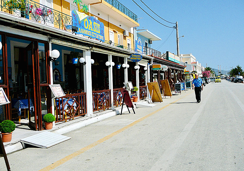 Tavernor och restauranger i Lixouri på Kefalonia.