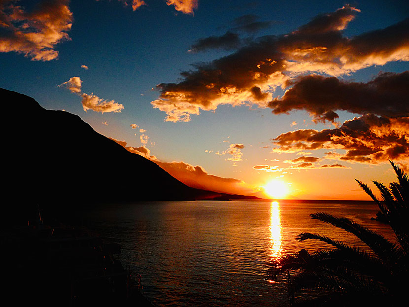 Den galet vackra solnedgången i Loutro på Kreta.