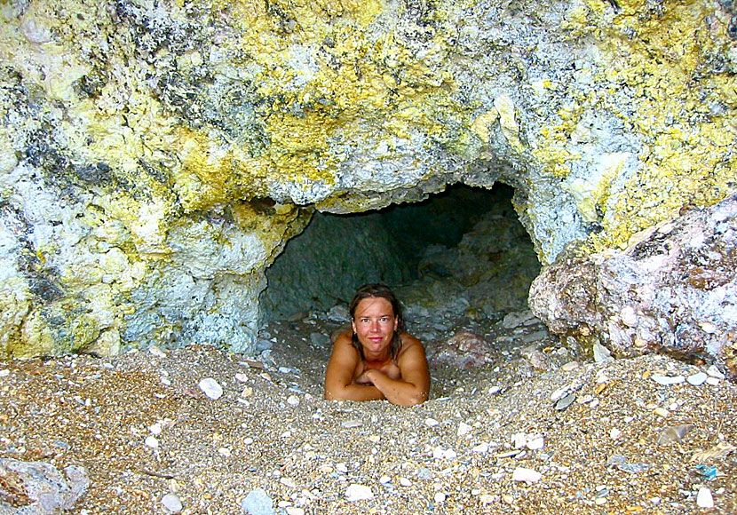 Den naturliga bastun vid Paleochori beach på Milos.