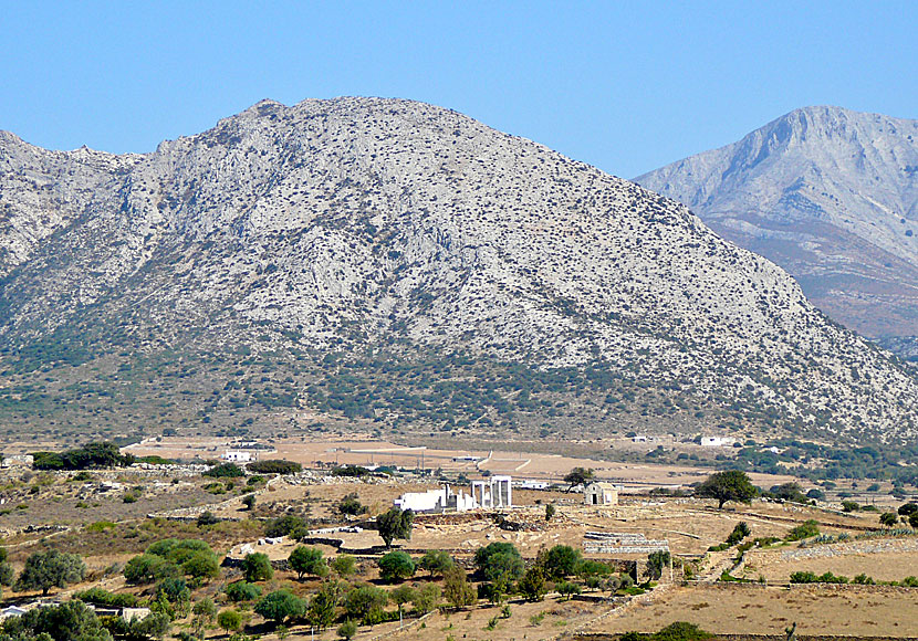 Tempel of Demeter ligger mycket vackert i en dalgång nära byn Sangri på Naxos.