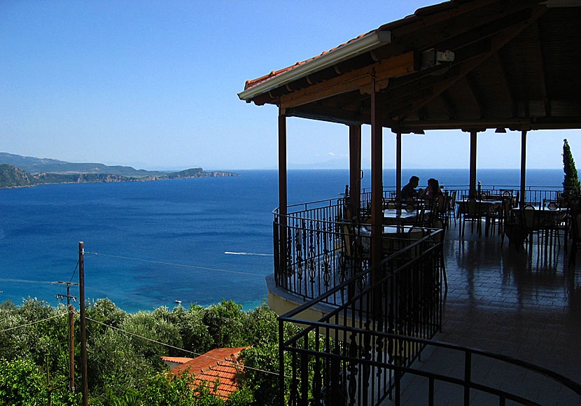 Taverna. Lichnos beach. Parga.