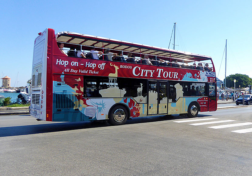 Hop on – Hop off buss i Rhodos stad.