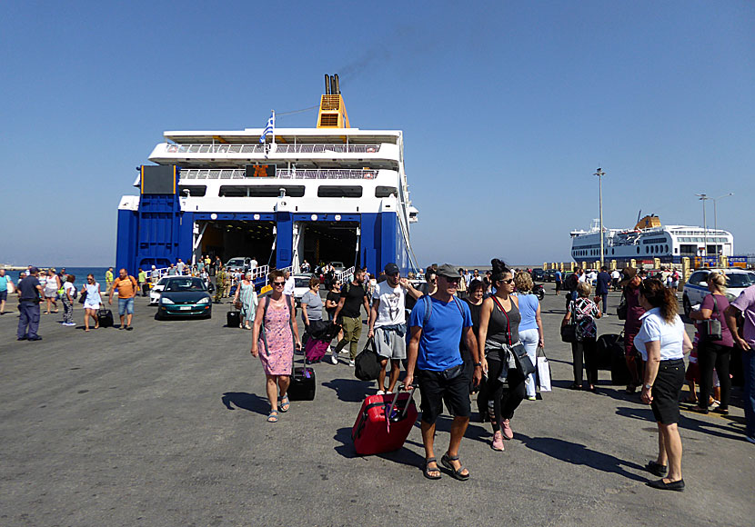 Blue Star i Acandia port i Rhodos stad.