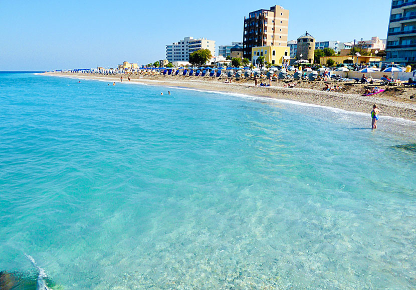 Windy beach i Rhodos stad.