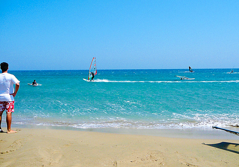 Vindsurfa vid Prasonisi beach på södra Rhodos. 