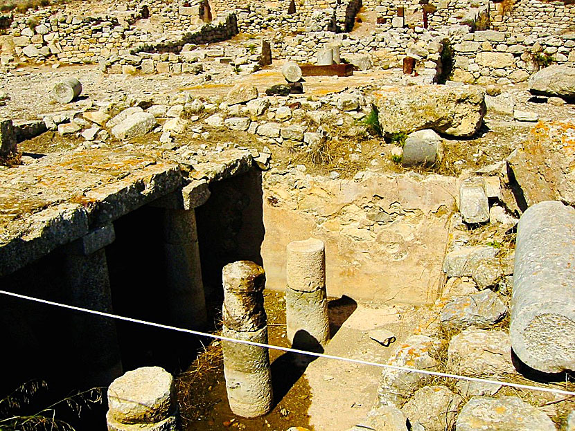 Arkeologiska utgrävningar vid Ancient Thira på Santorini.