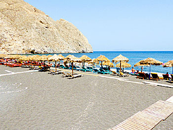 Perissa beach på Santorini.