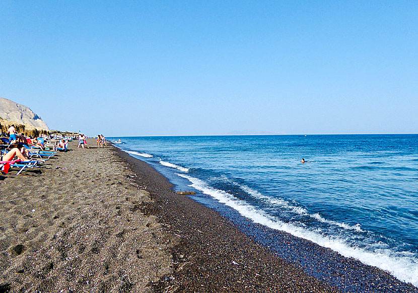 Berget Mesa Vouno sett från stranden i Perivolos.