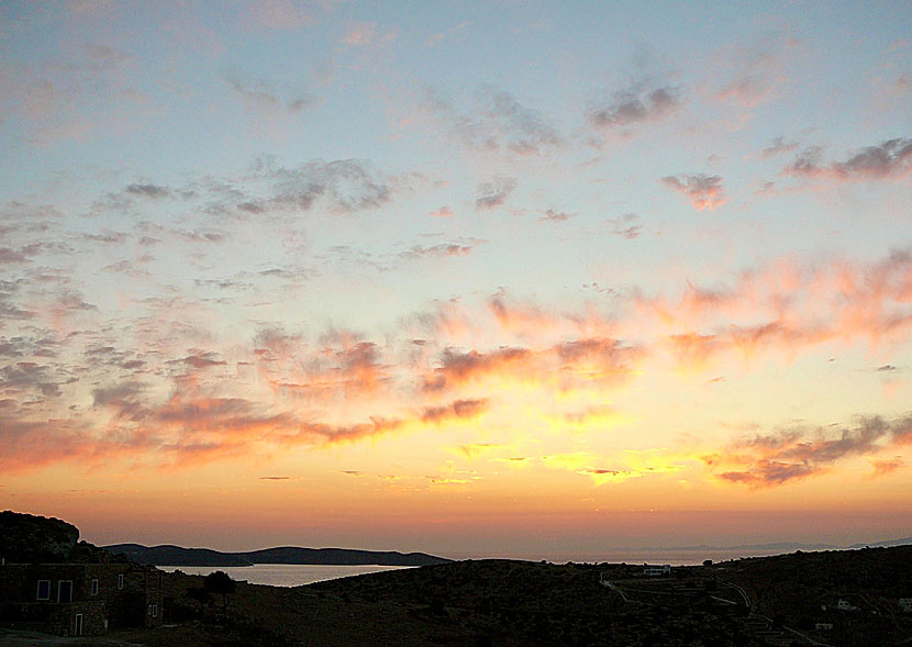 Solnedgången på Schinoussa.