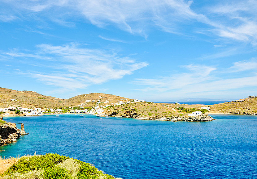 Barnvänliga stränderna i Faros på Sifnos.