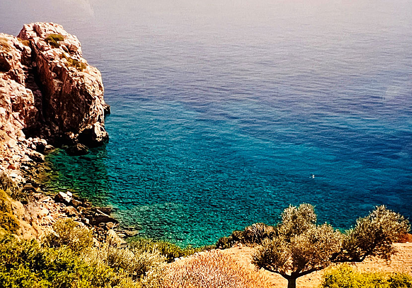 Panagia Poulati beach nära Kastro på Sifnos.