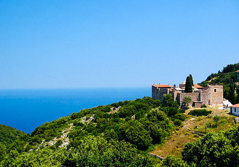 Klostret Agia Varvara Monastery på Skopelos i Sporaderna.