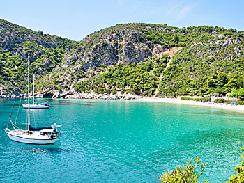 Limnonari beach på Skopelos.