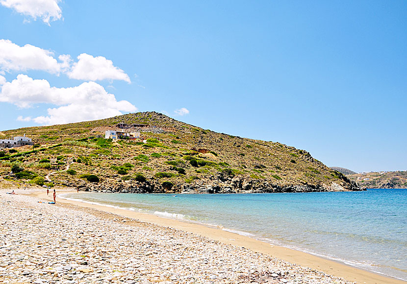 Nudiststranden Delfini beach på Syros.