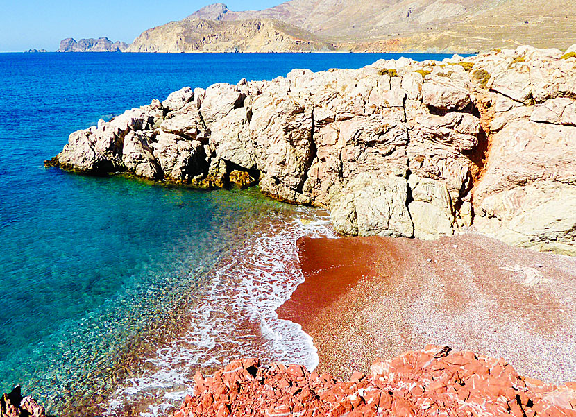 Nakenbad vid Eristos beach på Tilos.