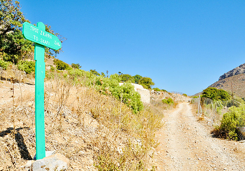 Vandra till Skafi beach på Tilos.