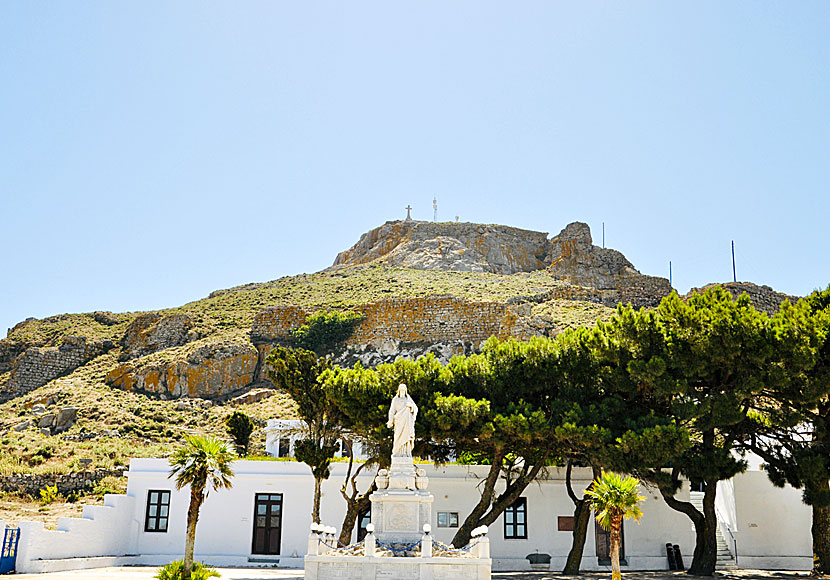 Exomvourgo Castle på ön Tinos i Grekland.