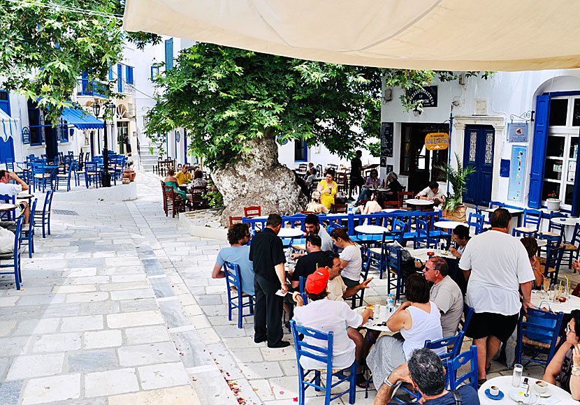 Torget i Pyrgos på Tinos.