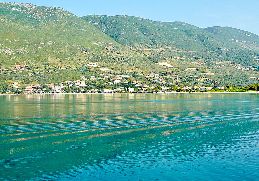 Vindsurfarparadiset Vasiliki och Lefkas andra hamn.