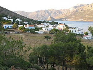 Telendos med Kalymnos i bakgrunden.