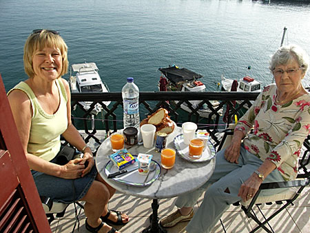 Frukost i Githio. Peloponnesos.