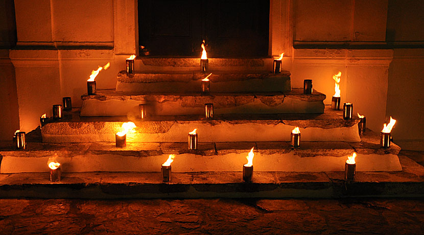 Långfredag i kyrkan i Rachidi. Katapola. Amorgos.