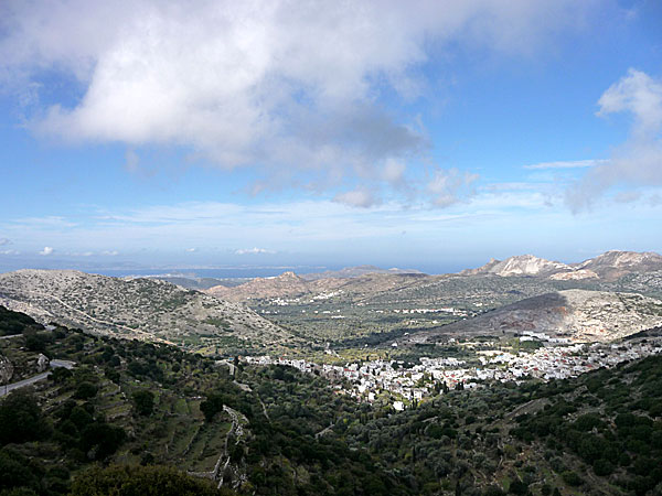 Vyn över Filoti Naxos.