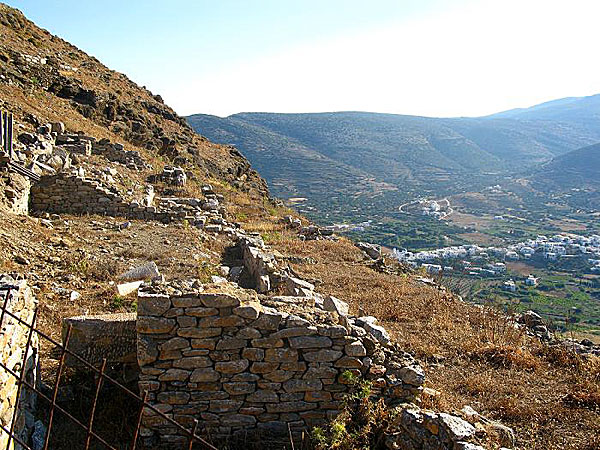 Vandra till Minoa på Amorgos.