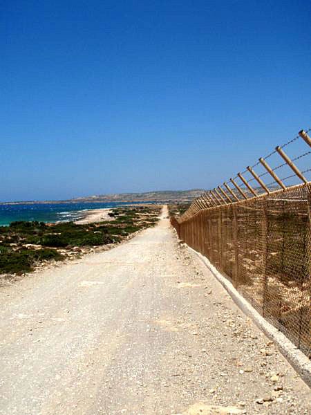 Vägen till flyplatsen på Karpathos.