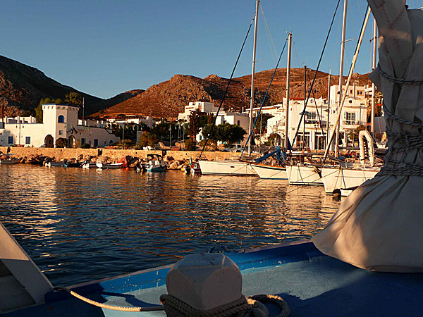 Hamnen i Livadia på Tilos.