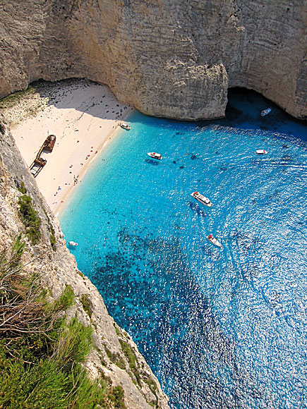 Utsiktplatsen ovanför Smugglers Wreck på Zakynthos.