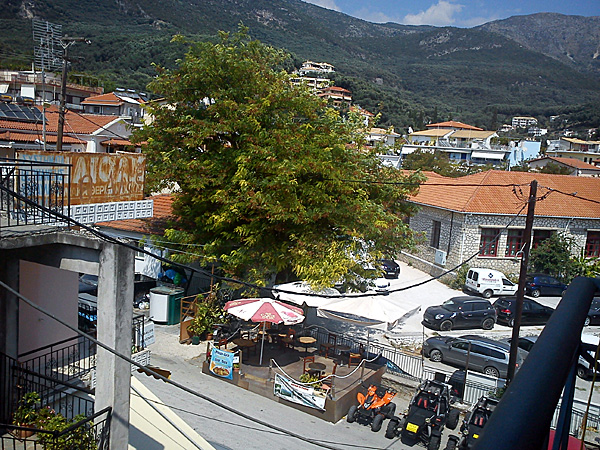 Utsikt från balkongen på Hotel Paradise.  Parga.