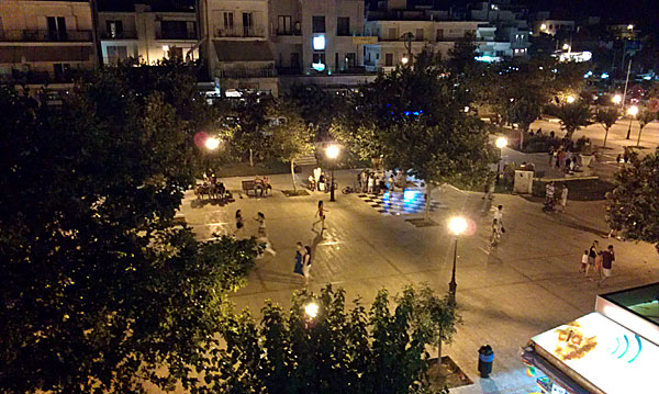 Plastira torg i Rafina